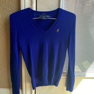 Women’s V-Neck pullover sweater